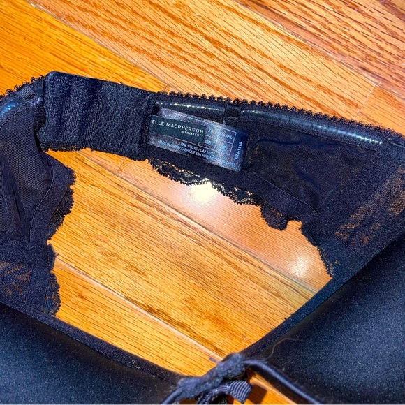 Elle Macpherson | NWOT Black Satin Strapless Bra - Picture 3 of 7